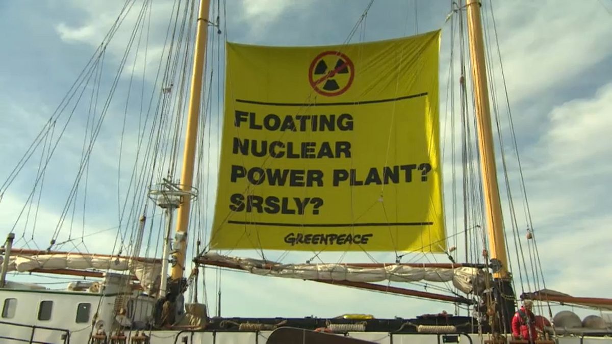 Акция Greenpeace против плавучей АЭС: провокация или борьба за экологию?