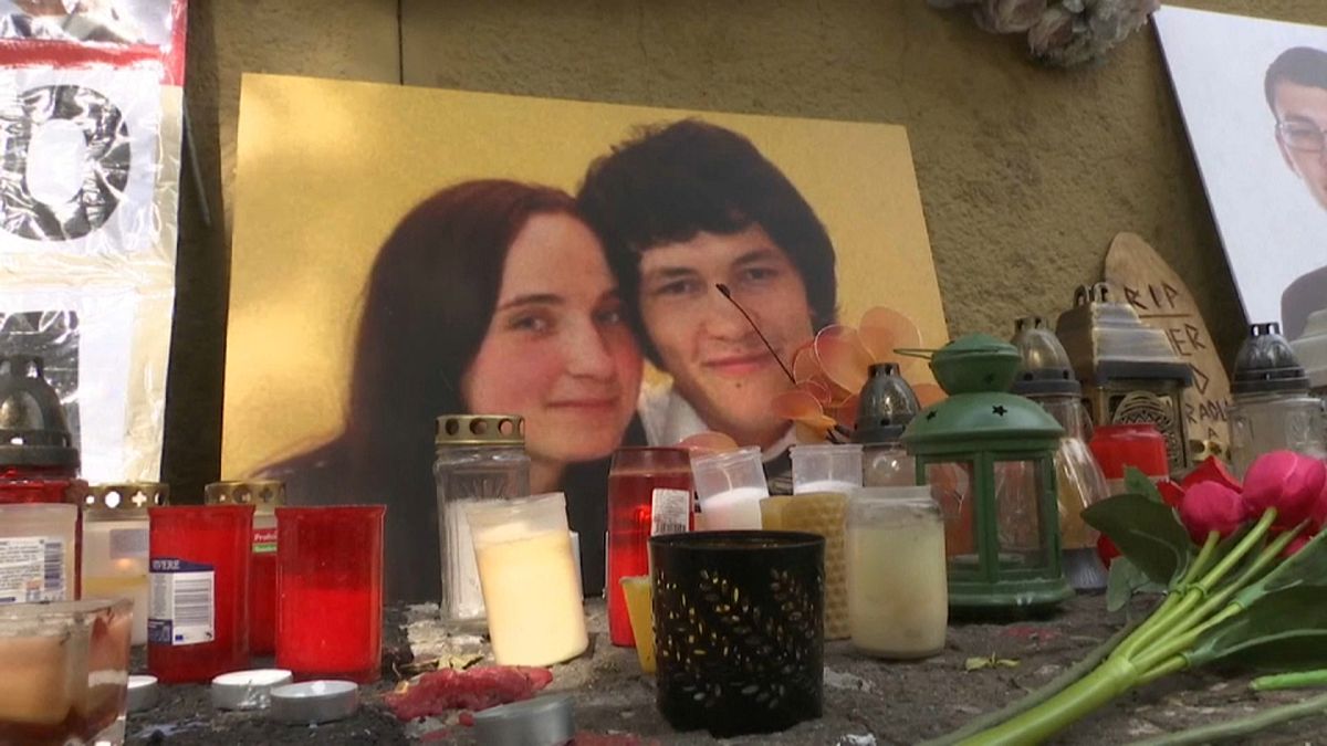 Assassínio de jornalista e noiva causam indignação na Eslováquia