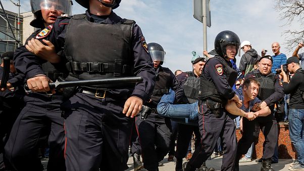 Russia, proteste contro Putin: oltre mille fermati Russia, proteste contro Putin: oltre mille fermati
