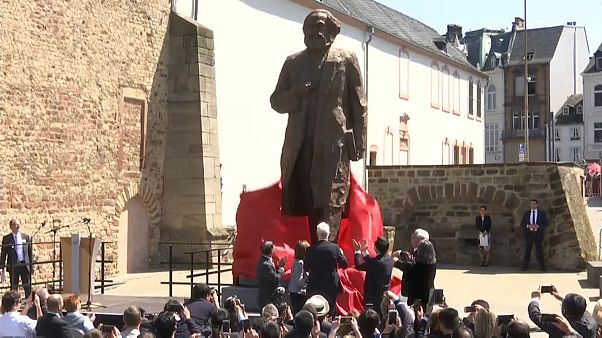 Китайцы вернули Маркса на место Китайцы вернули Маркса на место