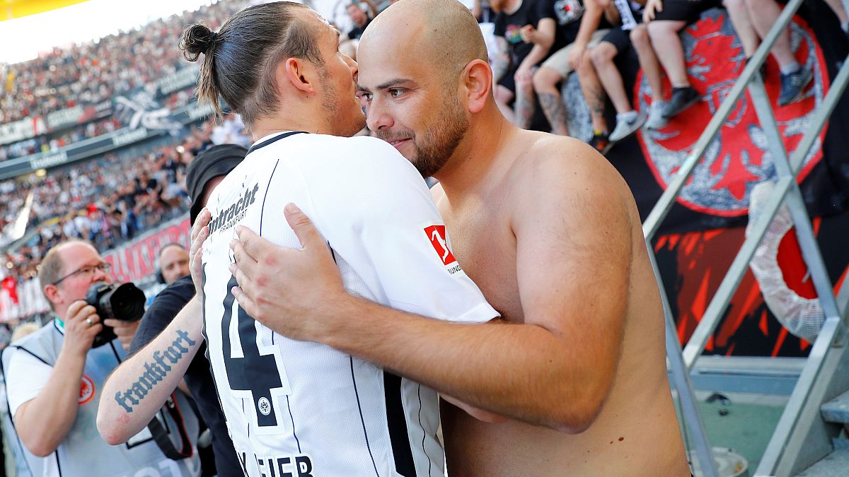 "Fußballgott" Alex Meier (35) begeistert Fans von Eintracht Frankfurt