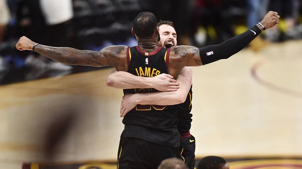 'El Rey' James impone su ley 'El Rey' James impone su ley