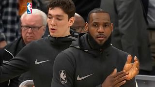 Lebron James masterclass sinks Toronto Raptors