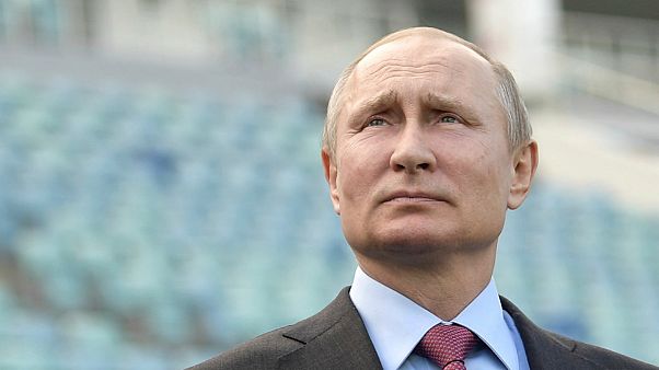 Vladimir Putin vai permanecer no Kremlin quase um quarto de século Vladimir Putin vai permanecer no Kremlin quase um quarto de século