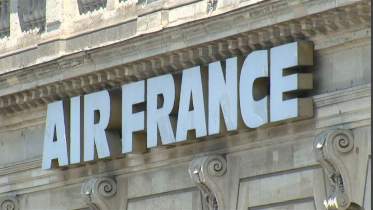 Crisi Air France: il titolo crolla in Borsa