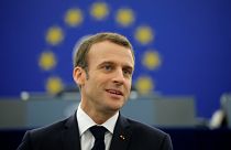 Macron seduce pero no convence, en Europa