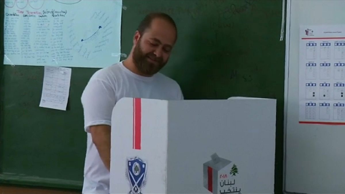 Lübnan'da halkın çoğunluğu seçimlerde sandık başına gitmedi