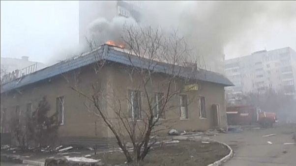 Angriff auf Mariupol 2015: Ukraine beschuldigt Russland Angriff auf Mariupol 2015: Ukraine beschuldigt Russland