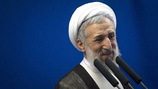 إمام إيراني: صدقت نبوءة خامنئي بفشل الاتفاق النووي