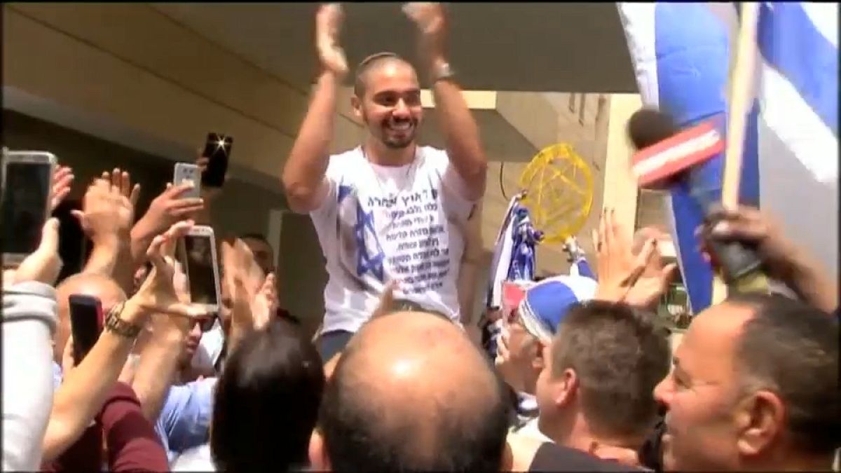 Israele: libero il soldato Elor, proteste da parte palestinese