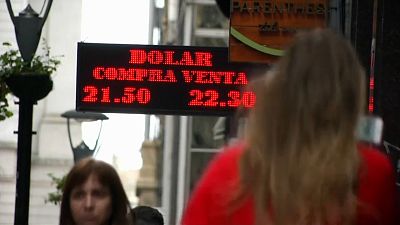 Staatsbankrott, Hyperinflation, Jobkrise - Argentinien bittet IWF nach Achterbahnfahrt wieder um Hilfe