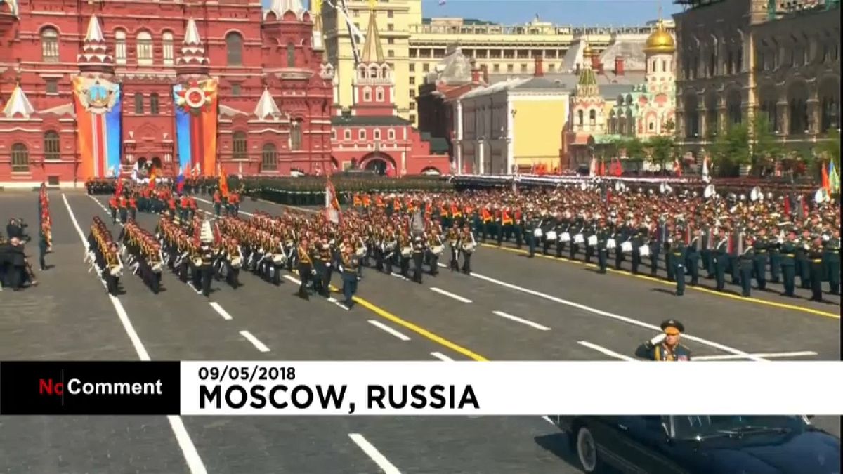 شاهد: روسيا تحتفل بعيد النصر بعرض عسكري ضخم 