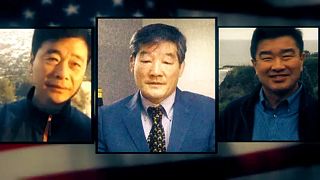 Imagem dos 3 norte-americanos libertados pela Coreia do Norte