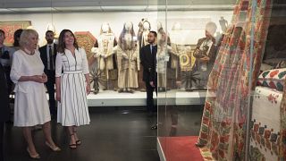 Στο Μουσείο Μπενάκη ξενάγησε η Μπέττυ Μπαζιάνα την δούκισσα της Κορνουάλης