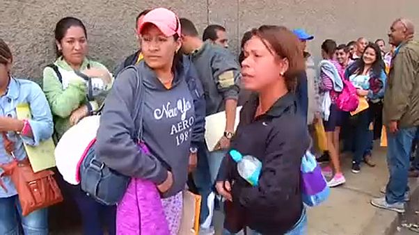 Bűnszervezetek utaznak a Venezuelából elmenekült fiatal nőkre Bűnszervezetek utaznak a Venezuelából elmenekült fiatal nőkre