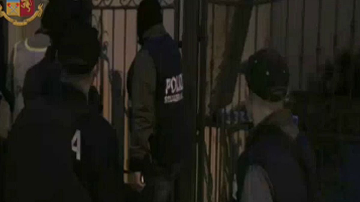 Terroristákat pénzelő csoportokat fogtak el Olaszországban