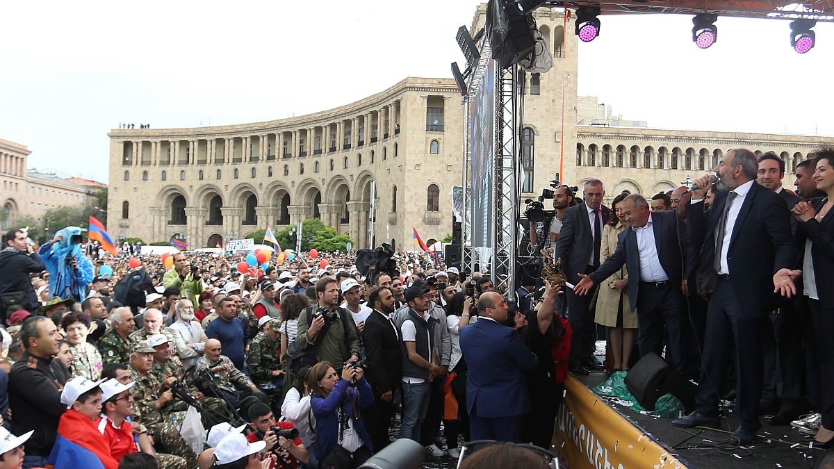 Crowds in Yerevan, Armenia listen to Nikol Pashinyan