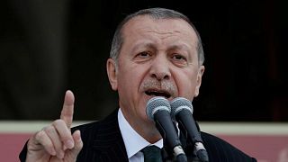 فرض قيود على الدراسات الفرنسية في تركيا بعد دعوة باريس لحذف آيات من القرآن