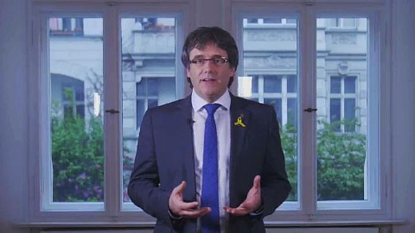 Visszalépett Carles Puigdemont Visszalépett Carles Puigdemont