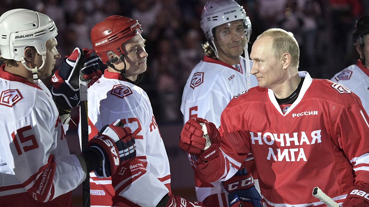 Vladimir Poutine sur la glace de Sotchi