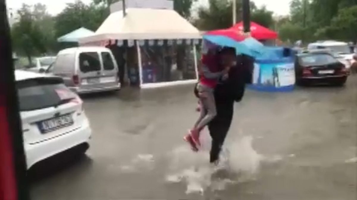 Káosz az eső miatt Szalonikiben