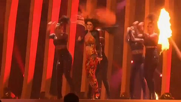 Todos pendientes del Festival de Eurovisión Todos pendientes del Festival de Eurovisión