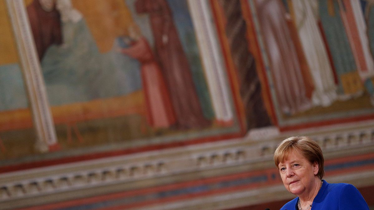 Merkel recebe prémio da paz da ordem franciscana