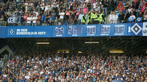 Hamburg 55 sene sonra Bundesliga'ya veda etti Hamburg 55 sene sonra Bundesliga'ya veda etti