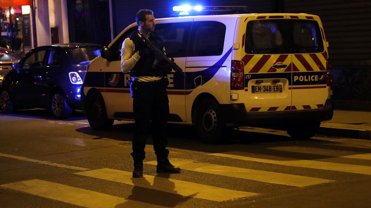 Ένας νεκρός απο επίθεση με μαχαίρι στο Παρίσι