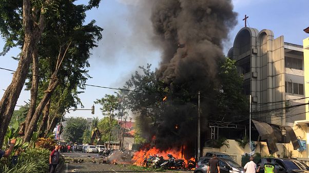 Daesh reivindica atentados na Indonésia Daesh reivindica atentados na Indonésia