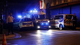 Μαρτυρίες για την επίθεση με μαχαίρι στο Παρίσι