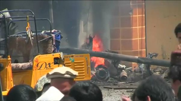 Ataque contra edifício governamental em Jalalabad Ataque contra edifício governamental em Jalalabad