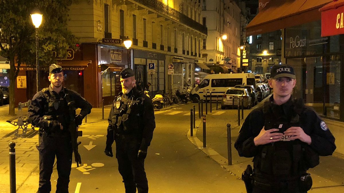 محل حمله با چاقو در پاریس