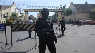 Ινδονησία: Eπίθεση αυτοκτονίας στο αρχηγείο της αστυνομίας