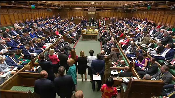 İngiltere'de Brexit ile ilgili belirsizlik sürüyor İngiltere'de Brexit ile ilgili belirsizlik sürüyor