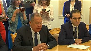 Lavrov y Zarif abogan por mantener vivo el acuerdo nuclear iraní