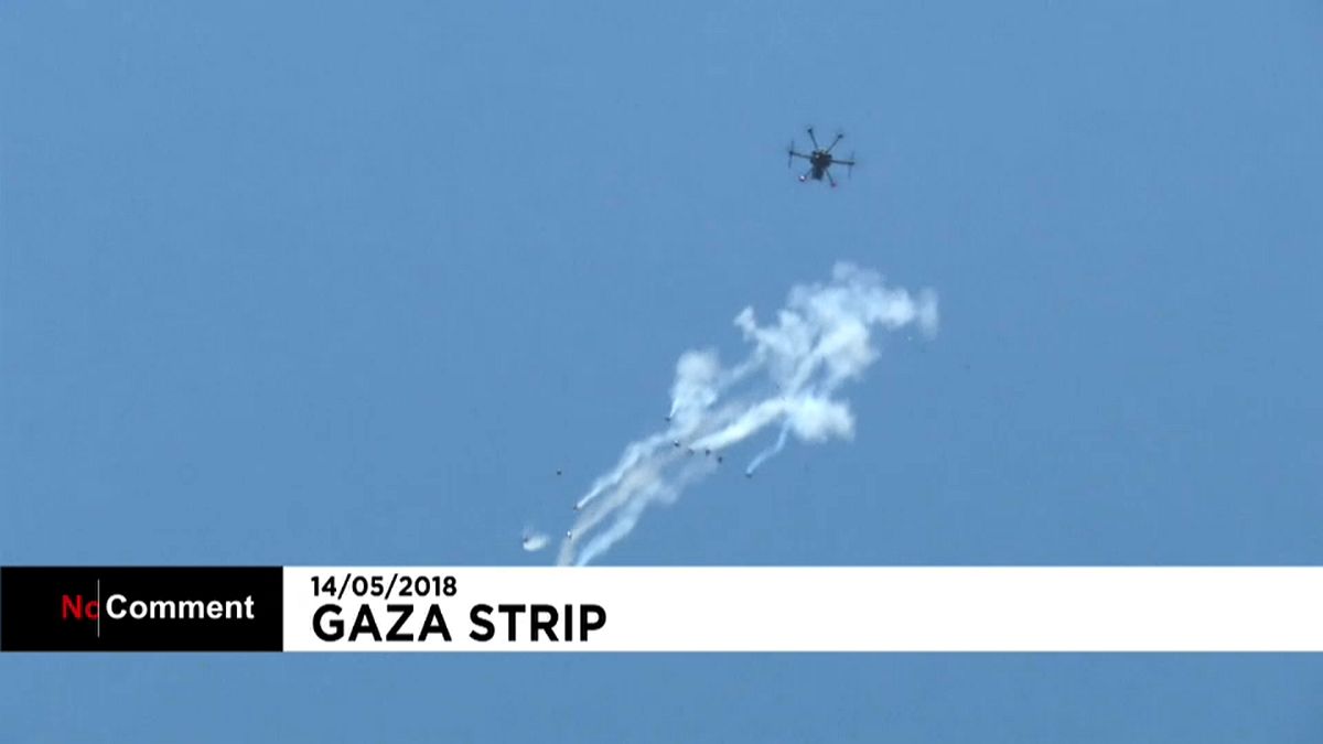 İsrail'den İHA'larla gaz bombası saldırısı