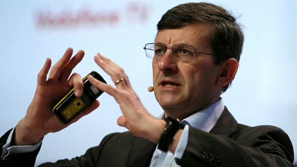 Vodafone'un tepe yöneticisi görevinden ayrılıyor Vodafone'un tepe yöneticisi görevinden ayrılıyor