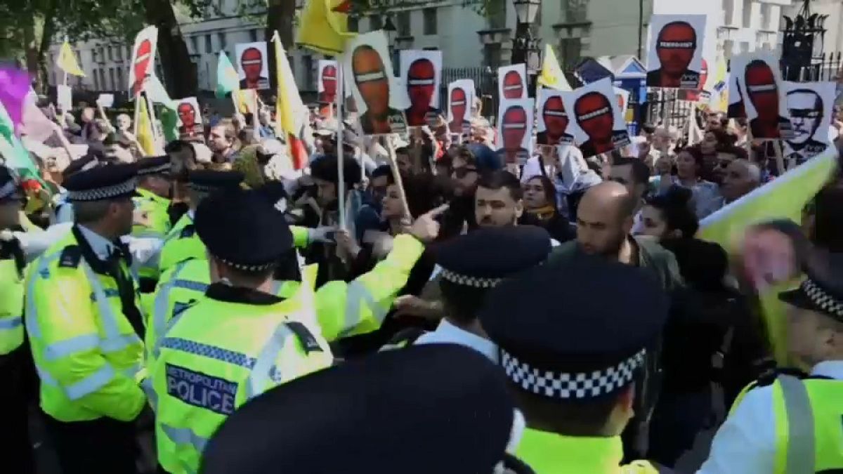 Los kurdos protestan en Londres contra Erdogan