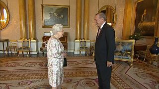 Cumhurbaşkanı Erdoğan İngiltere'de temaslarda bulundu