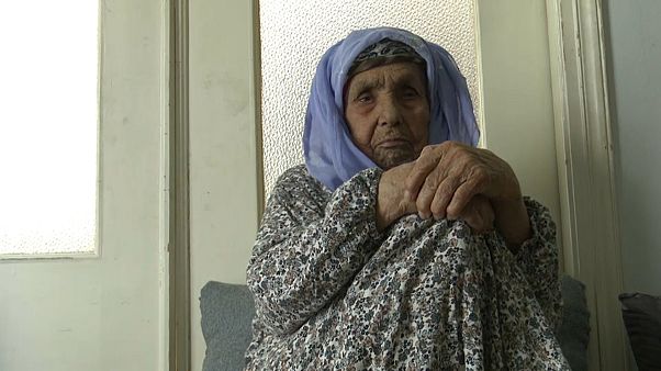 Grécia acolhe refugiada de 111 anos Grécia acolhe refugiada de 111 anos