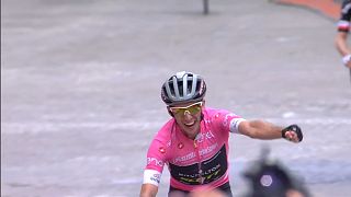 Giro d'Italia: Yates vince l'undicesima tappa e resta in "rosa"