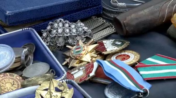 Cimeli nazisti in vendita a Sofia Cimeli nazisti in vendita a Sofia