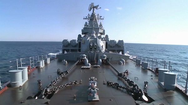 Putin: Kriegsschiffe weiterhin im Mittelmeer Putin: Kriegsschiffe weiterhin im Mittelmeer