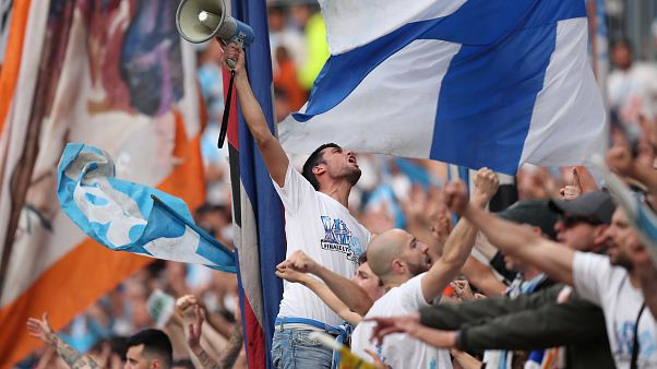 A múltipla desilusão dos adeptos franceses em Lyon A múltipla desilusão dos adeptos franceses em Lyon