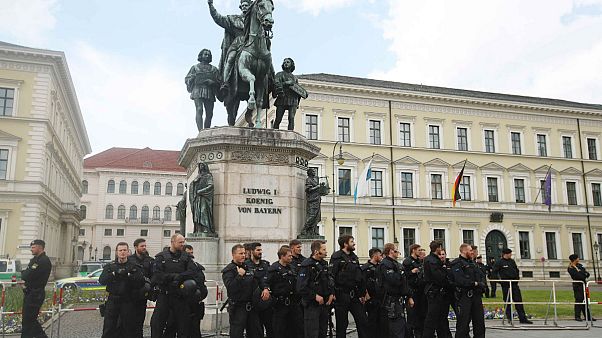 Könnyebb lesz a rendőrségi megfigyelés Bajorországban Könnyebb lesz a rendőrségi megfigyelés Bajorországban