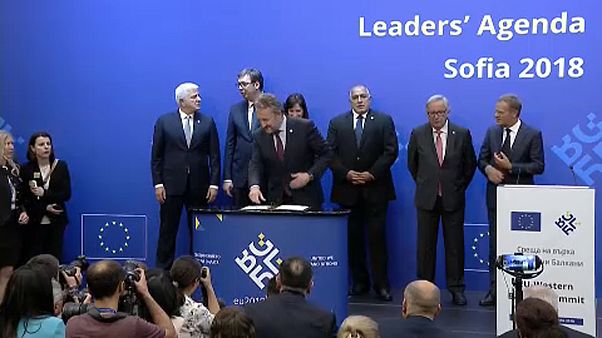 EU-csúcs: az Európai Unió érvényesíti érdekeit EU-csúcs: az Európai Unió érvényesíti érdekeit