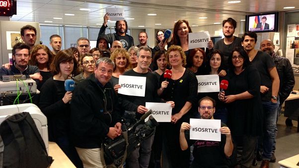 4. Schwarzer Freitag: Protest gegen Manipulation beim Staatssender RTVE 4. Schwarzer Freitag: Protest gegen Manipulation beim Staatssender RTVE