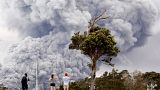 Hawaii volcano spews ‘microwave oven-sized’ rocks