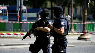 إحباط هجوم إرهابي في فرنسا:  إخلاء سبيل أحد المصريين والآخر يعترف